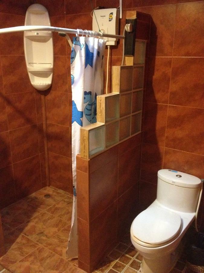 Camera Tripla Deluxe